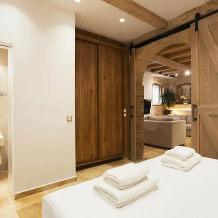 Arco Segreto Apartment, Old Town アパート *
