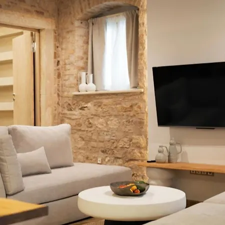 Arco Segreto Apartment, Old Town *